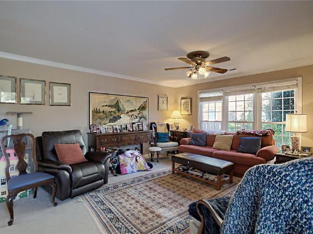205 Amersham DR # B