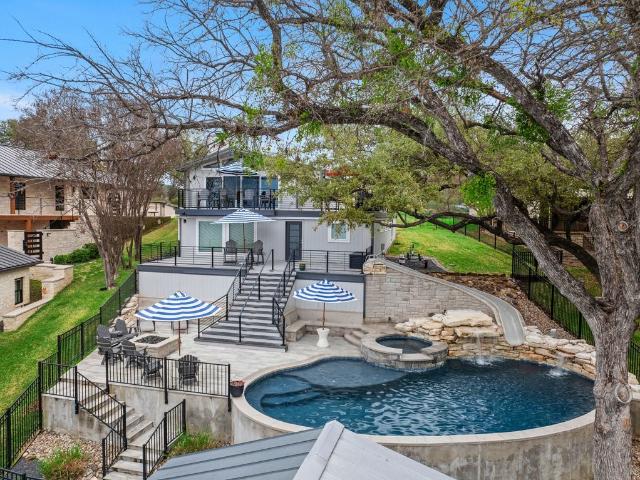 205 Beaver Cir, Horseshoe Bay, TX 78657 | MLS #36785