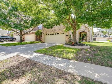 205 Greathouse Village