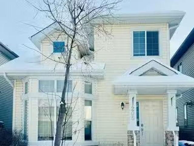 205 Grouse Way, Fort Mcmurray, AB, T9K 0L9 house for sale L.