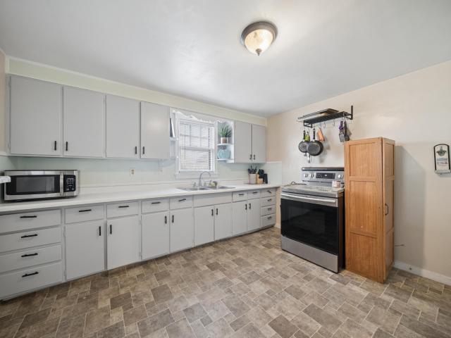 205 E 11th Street