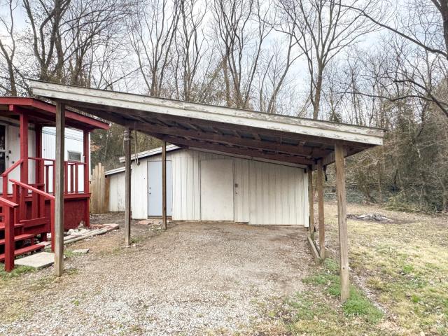 205 E Union Street