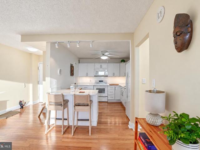 205 E Joppa Road E # 2506
