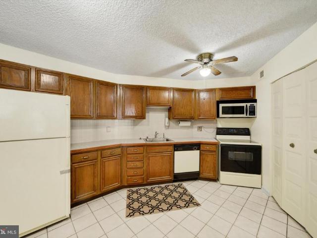 205 E Joppa Road # 1604