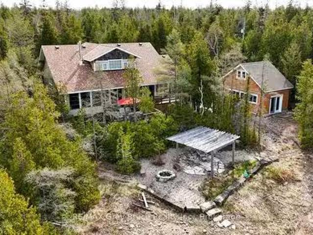 205 Eagle Road, Northern Bruce Peninsula, ON, N0H 2R0 house.