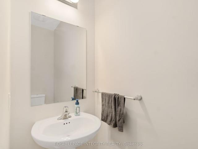 205 Kinderwood Way, North Grenville