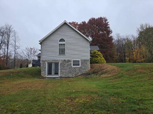 205 Hamburg Rd