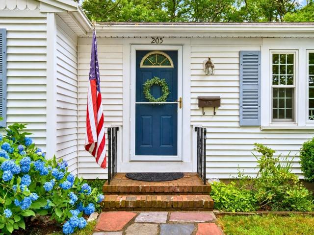205 Highbank Rd