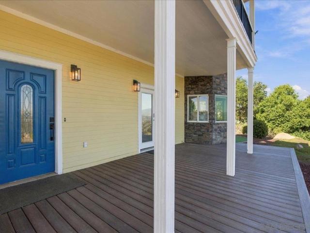 205 Highline Trail