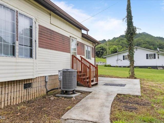 205 Jenkins Hollow Road