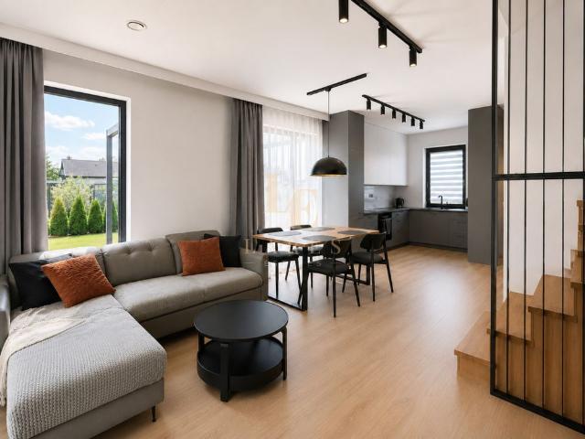 205 m2 Ogród | 2 miejsca postojowe | SKM 3 min