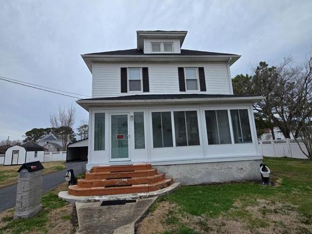 205 Myrtle Street