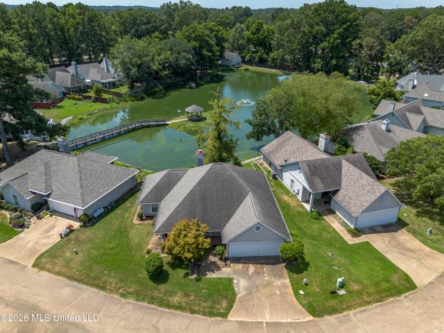 205 N Shadow Lake Drive