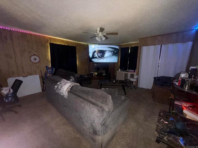 205 Southeastern Avenue