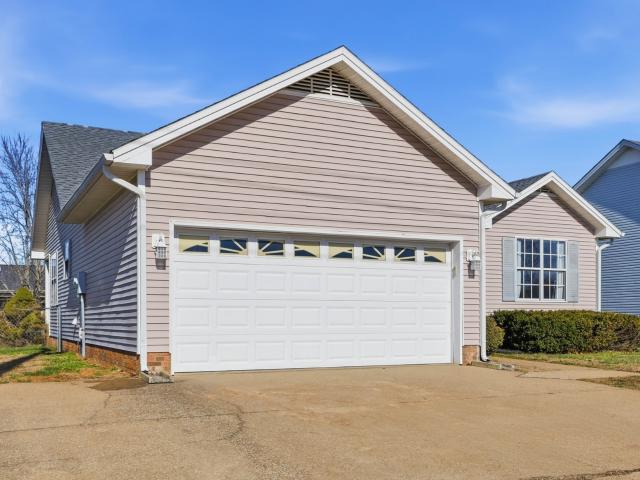 205 Sheridan Cir