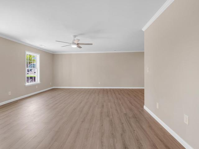 205 Stonebrook Dr