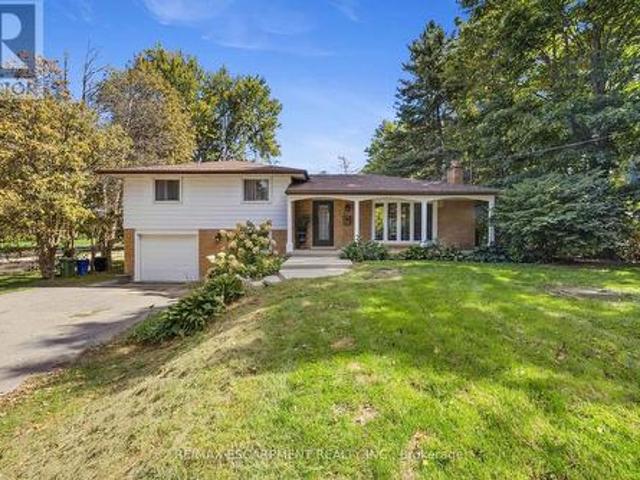 205 Sunnyridge Road, Hamilton, ON, L0R 1R0 house for sale | Listing ID X13788 | Royal LePage
