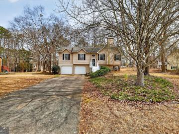 205 Pineknoll Ct, Ellenwood, GA 30294 | MLS #10697