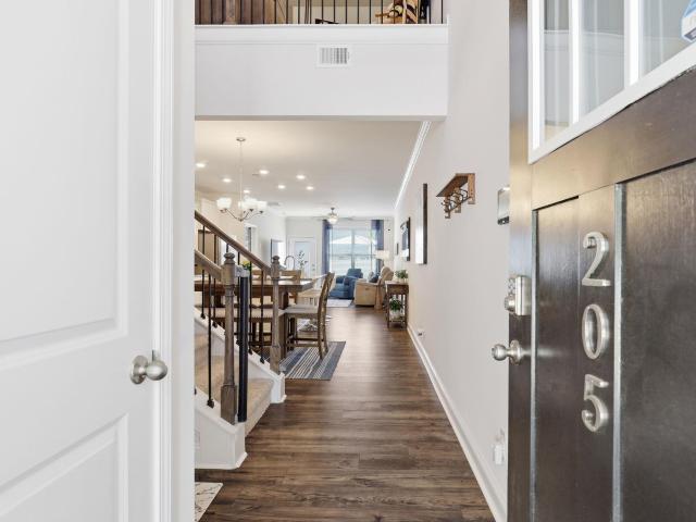 205 Reynard Trail