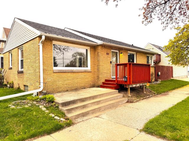 205 W Morgan Ave, Milwaukee, WI 53207 | MLS #1959