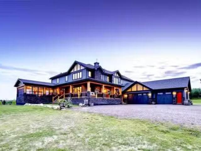 205 Weiss Drive, Saprae Creek, AB, T9H 5B4 Luxury House for.