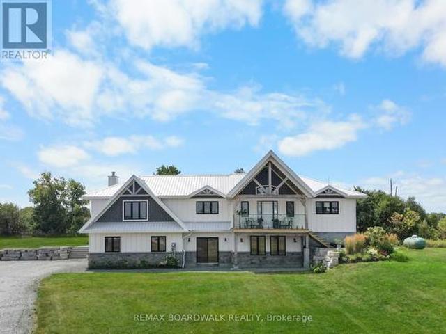 205 Westar Farm Way, Ottawa, ON, K0A 1B0 house for sale | Listing ID X13466 | Royal LePage