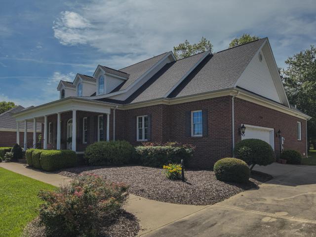 205 Willow Lake Drive