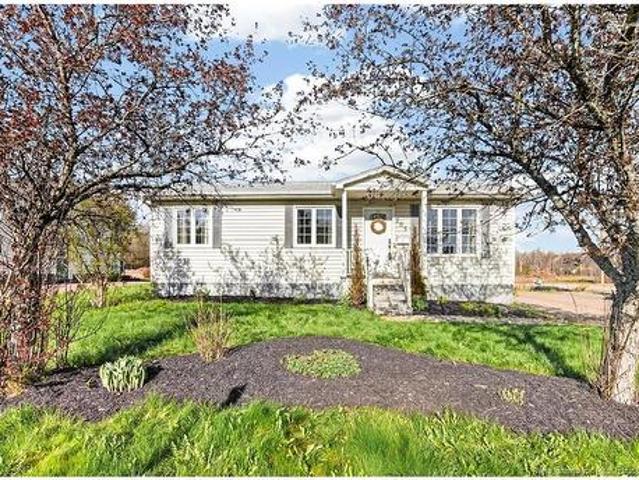 205 Thomas St, Dieppe, NB, E1A 2C3 house for sale | Listing ID NB147631 | Royal LePage