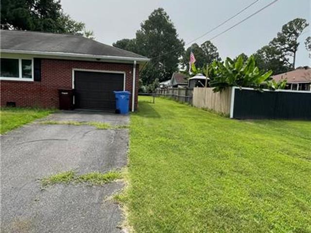 205 Thrasher RD