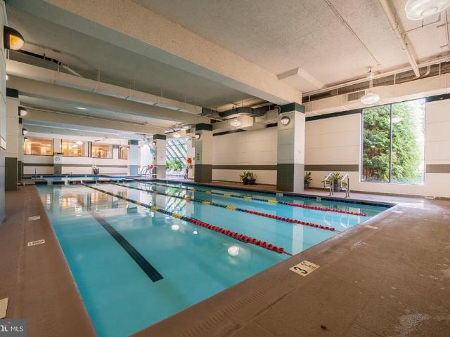 205 Yoakum Parkway # 609
