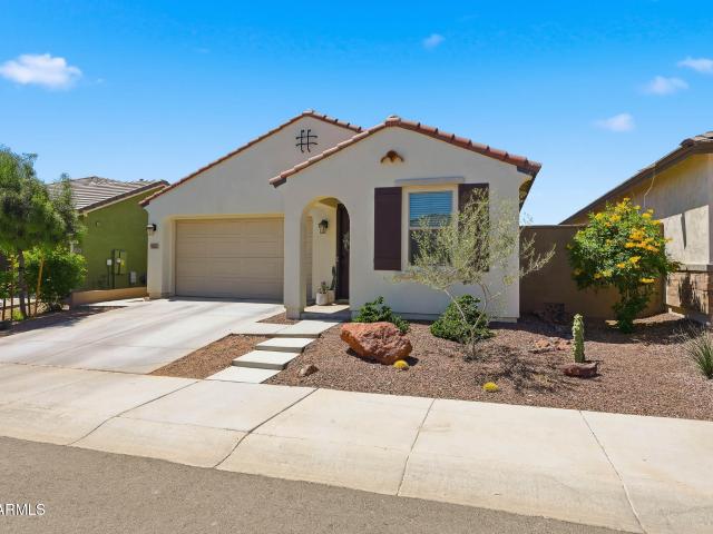 2064 N 210th Ave, Buckeye, AZ 85396 | MLS #7001