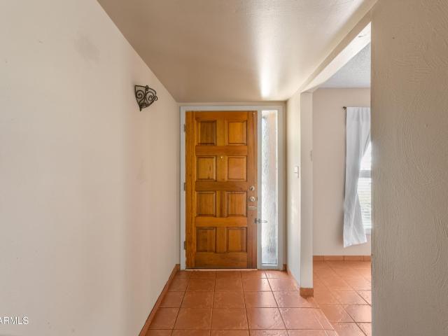2064 golf links road