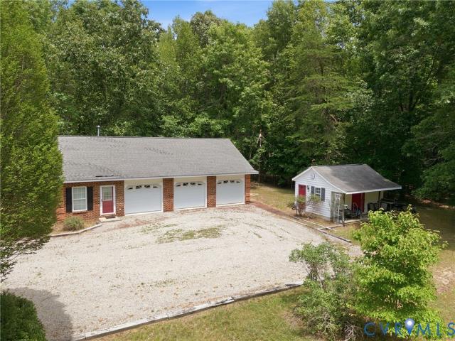 2065 Garrett Lane