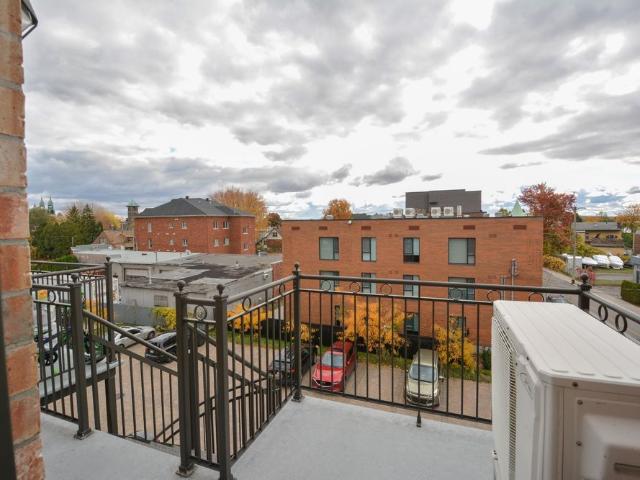 2065 Rue Notre Dame, Montréal Lachine, QC H8S