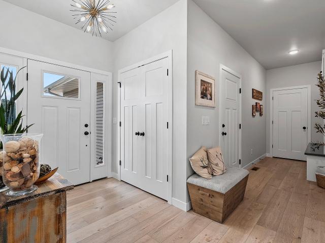 2066 fescue way