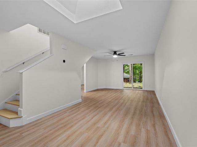 2068 N Kantz Lane