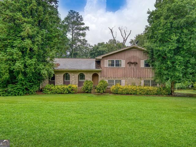 2069 Forest Drive