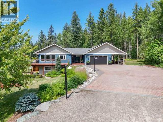2060 Hendry Road, Quesnel, BC, V2J 5G9 Luxury House for sale | Listing ID R3150 | Royal LePage Carriage Trade Luxury Properties