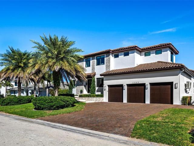 2060 Illinois Ave NE, St. Petersburg, FL 33703 | MLS #R4910