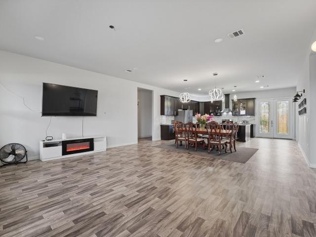 2060 Road 5704