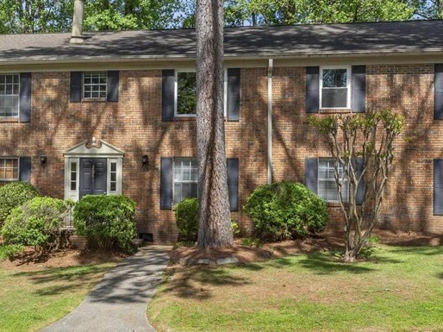 2061 Montreat Cir Apt D, Vestavia Hills, AL 35216