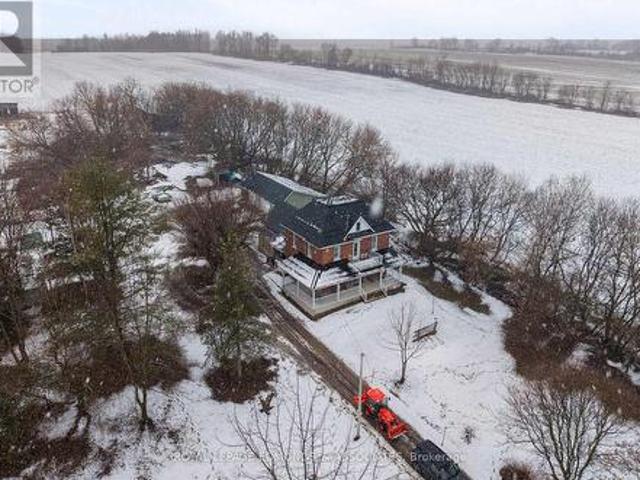 2061 Kerr Line, Whitewater Region, ON, K0J 1V0 house for sale | Listing ID X12987 | Royal LePage