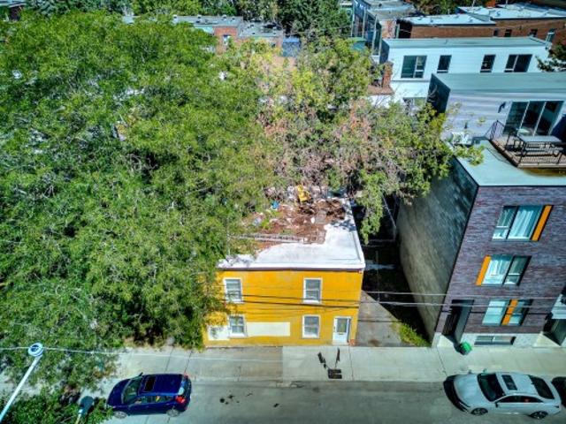 2061Z Rue Harmony, Montréal Ville Marie, QC, H2K 3P7 house for sale | Listing ID 17917 | Royal LePage