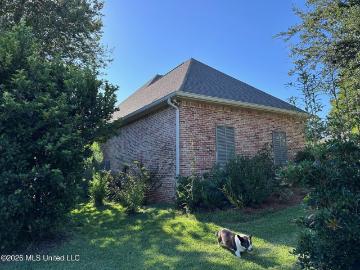 2062 Mauvilla Cove