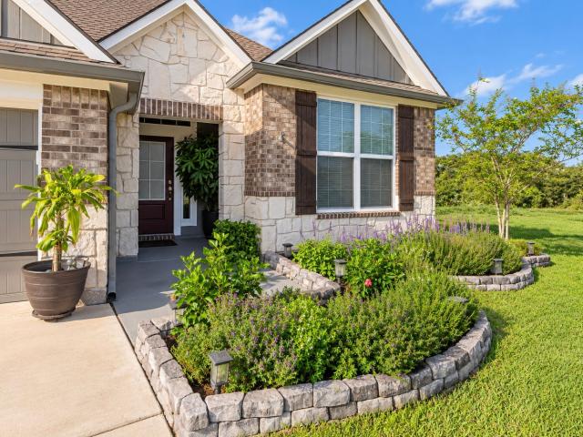 2062 Winepress Road