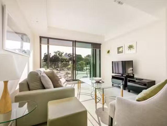 206/2 14 Albert Road, South Melbourne, VIC 3205