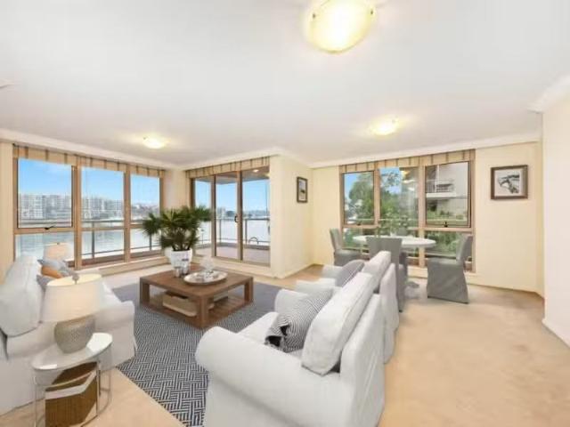 206/32 Warayama Place, ROZELLE Apartment for rent Listed by L.