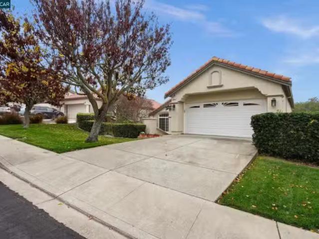 2063 BLUEROCK CT, CONCORD, CA 94521