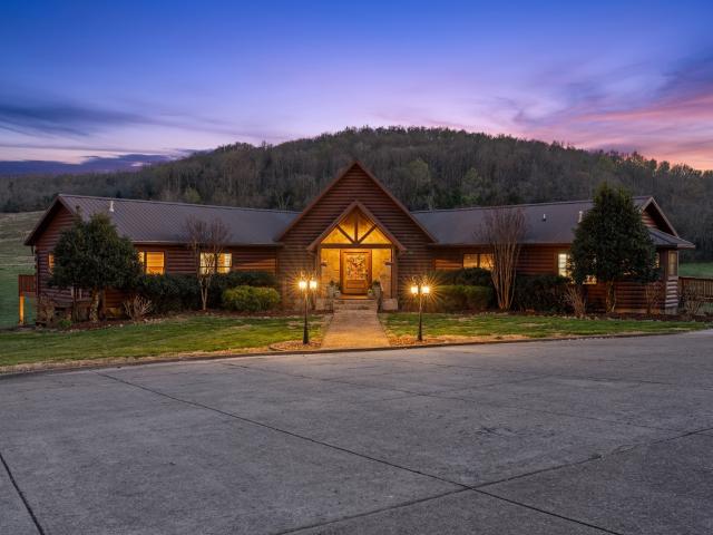 2063 Kennedy Creek Rd