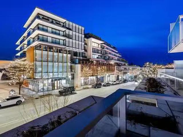 206 1331 Marine Drive, West Vancouver, BC, V7T 1B6 Single Fa.